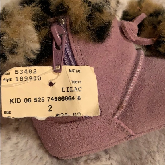 Weebok by Reebok Leapard fur trim Boots. Size 2. - Picture 5 of 6